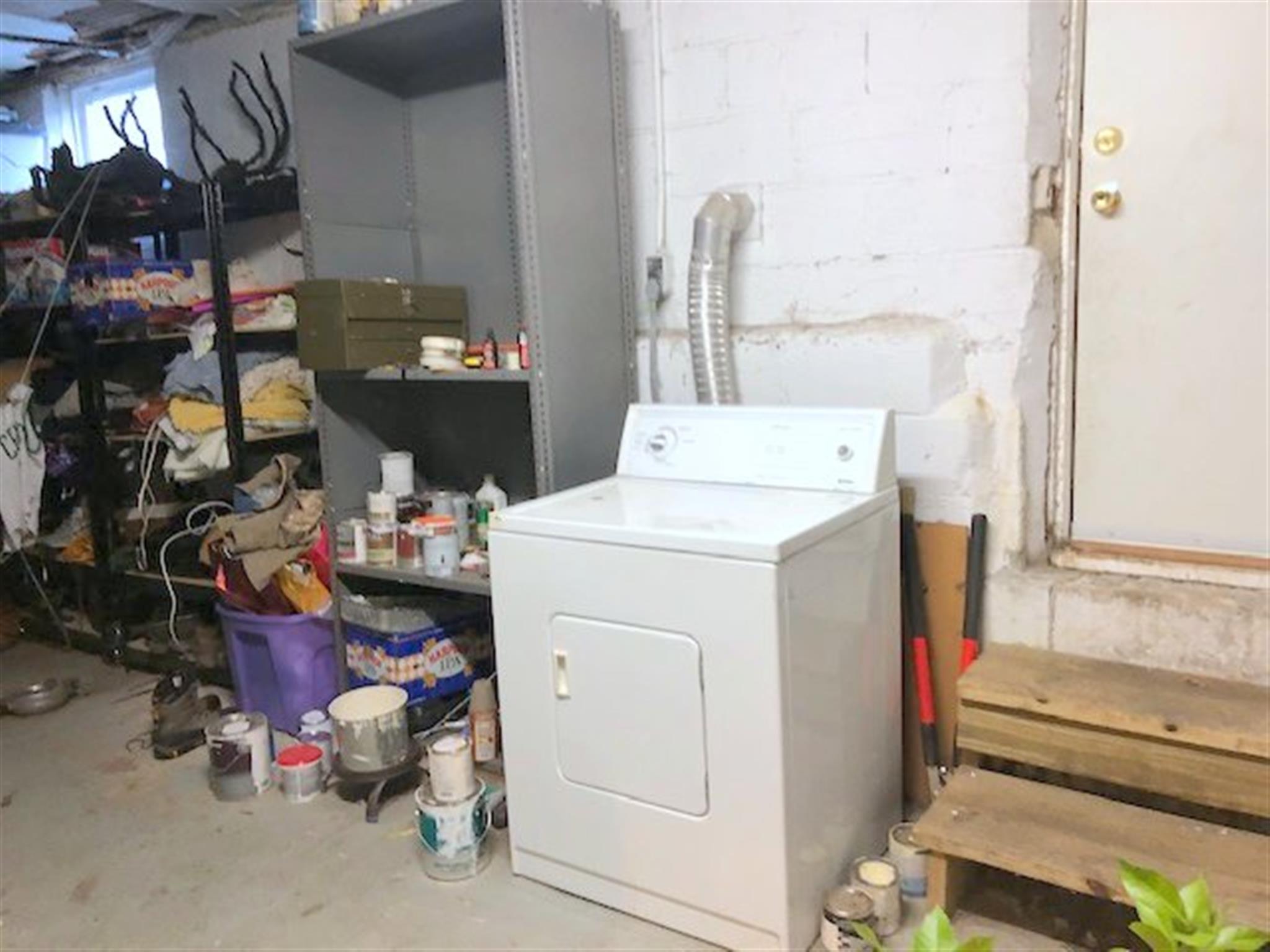 137 Sunset Rd, Arlington