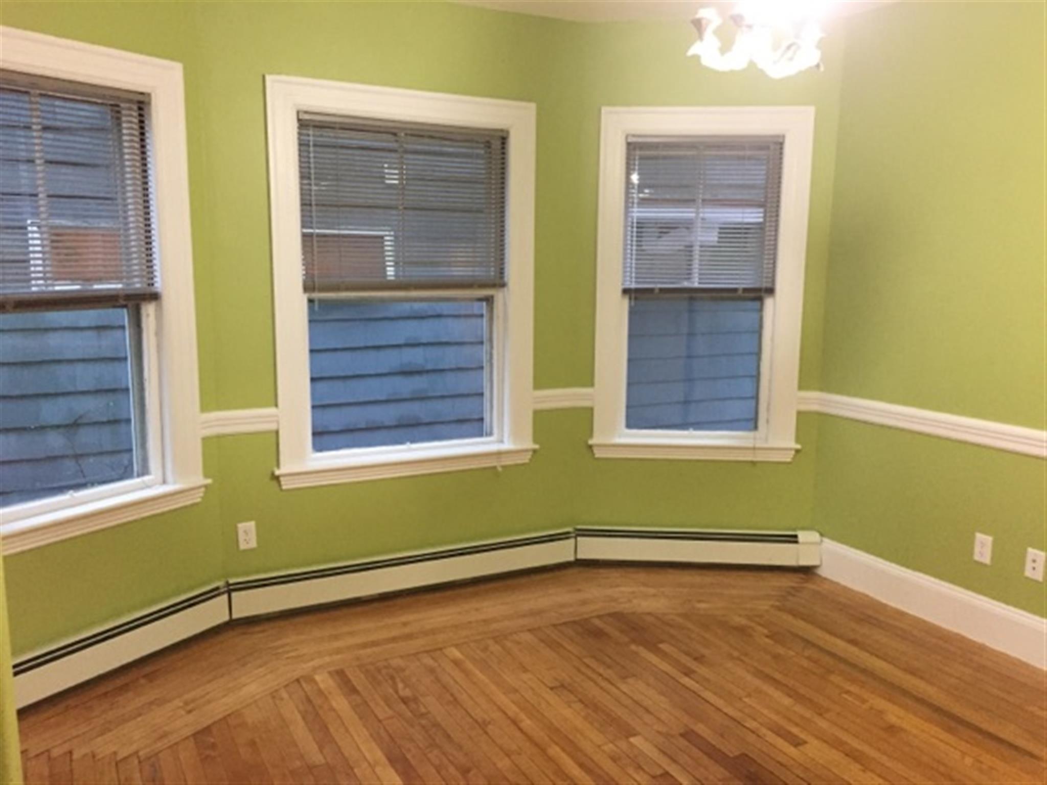 87 Lowell St, Porter Square