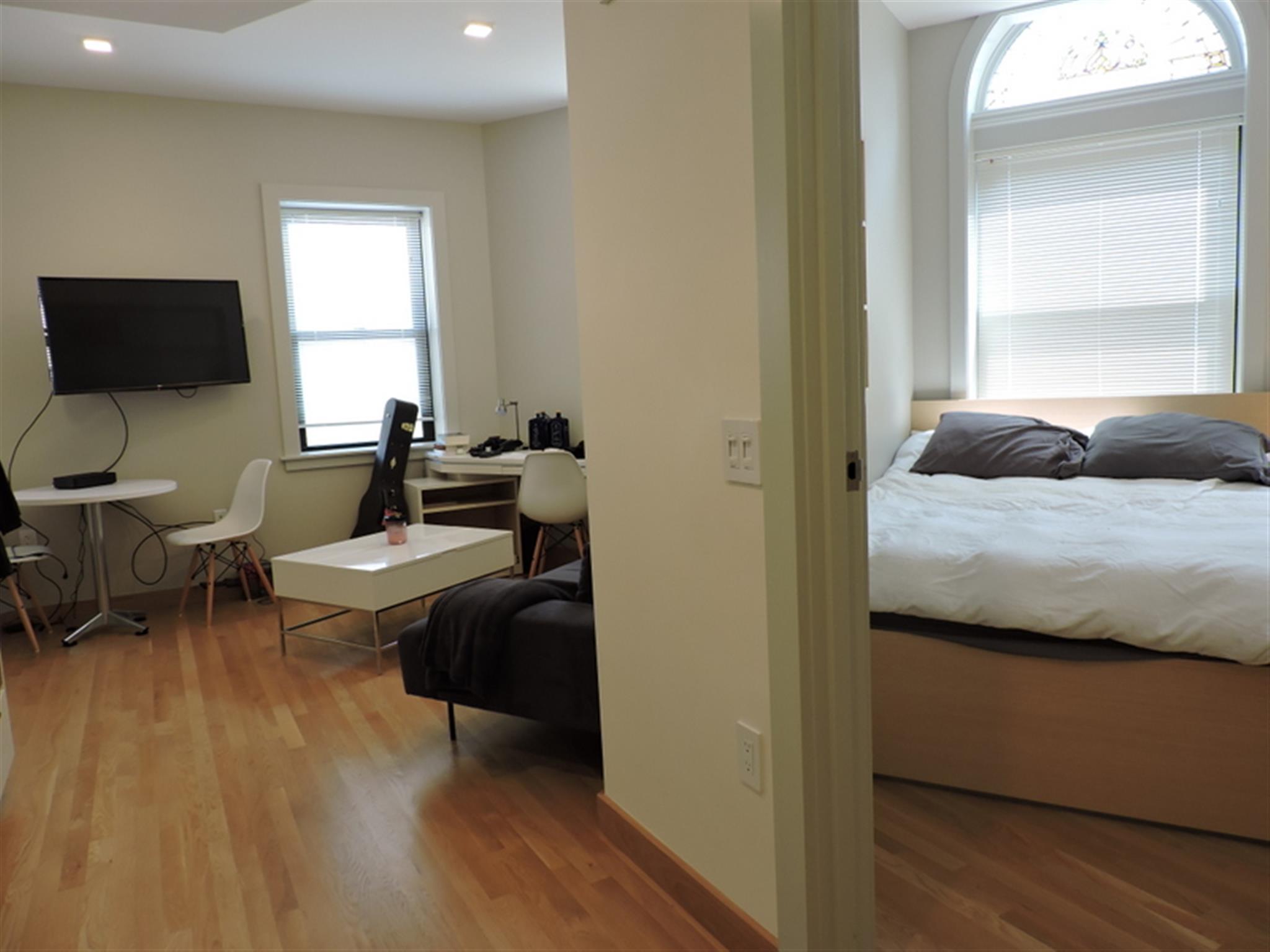 115 Mount Auburn St, Harvard Square