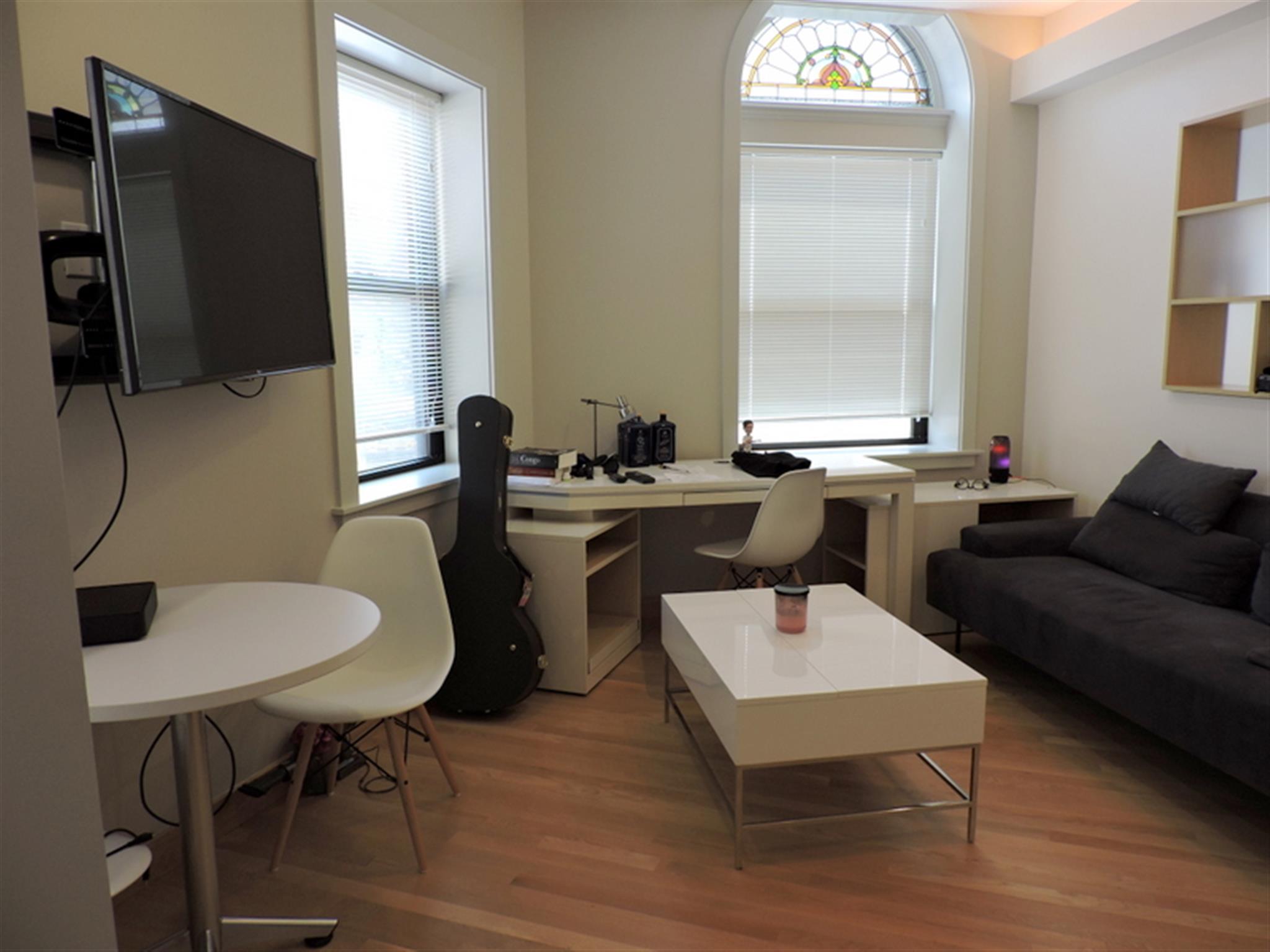 115 Mount Auburn St, Harvard Square