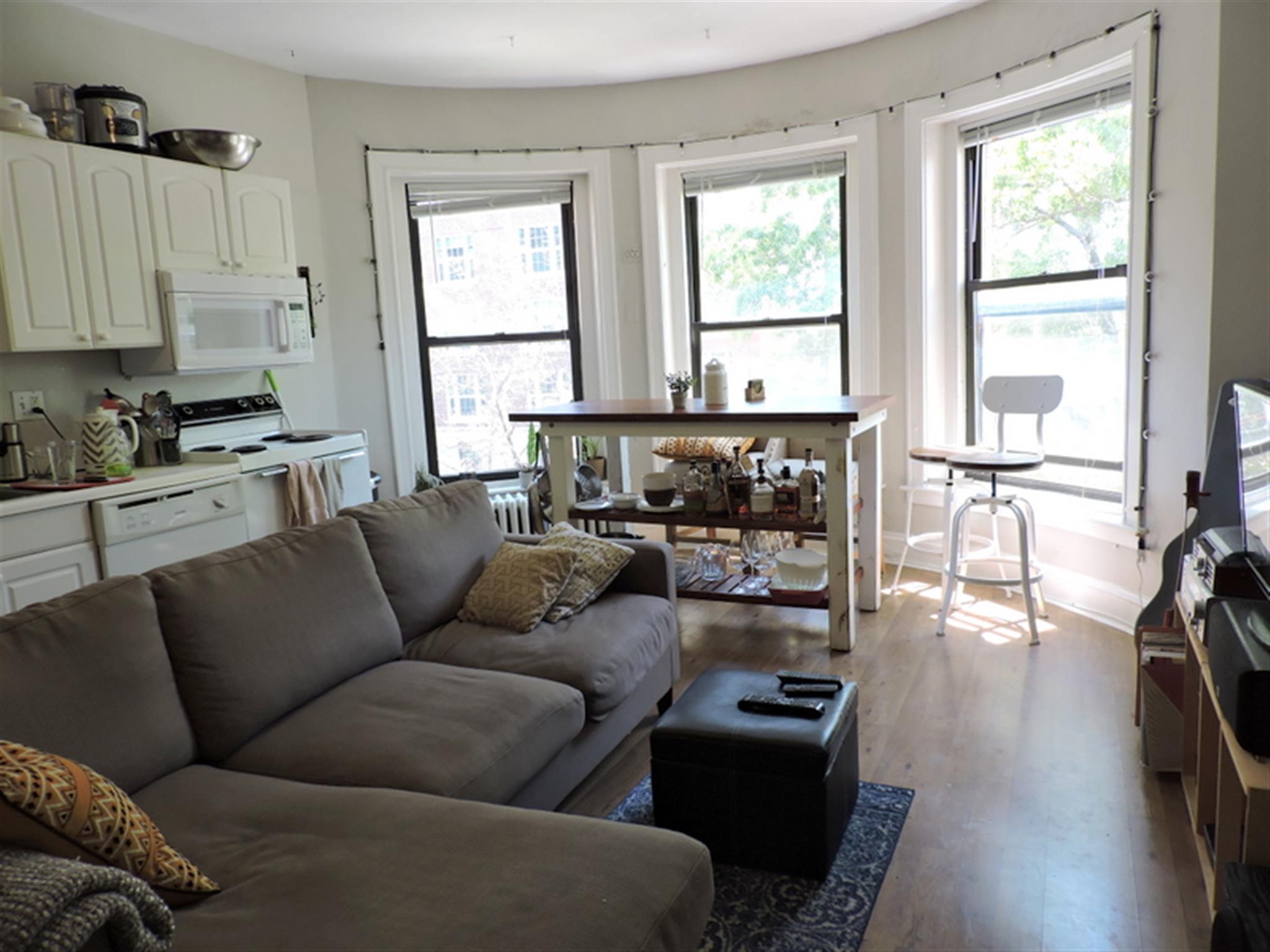 47 Bay State Rd, Back Bay