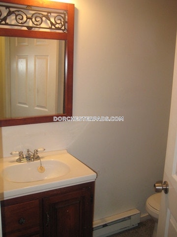 1084 Dorchester Ave, Dorchester