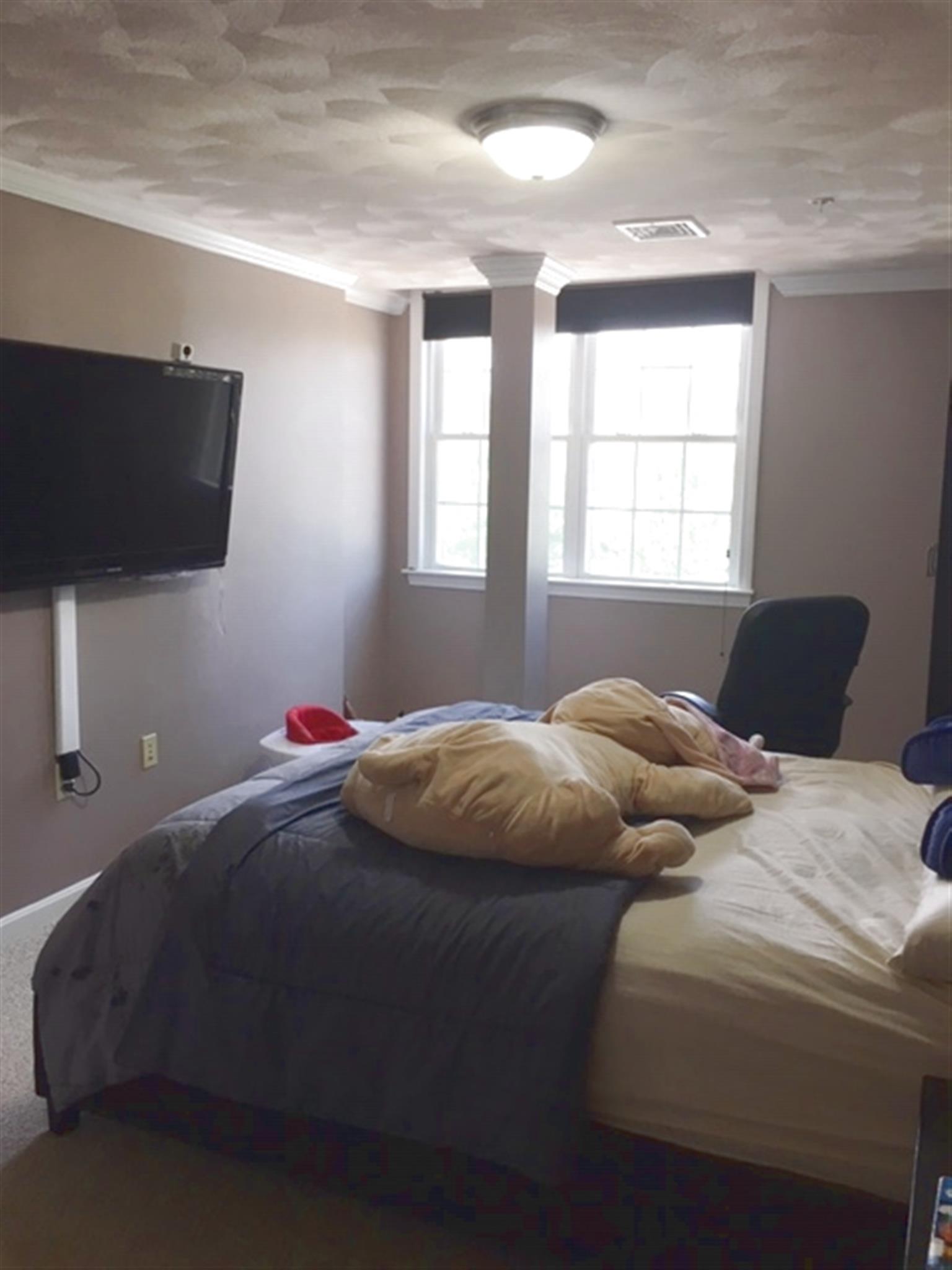 215 Harvard St, Medford