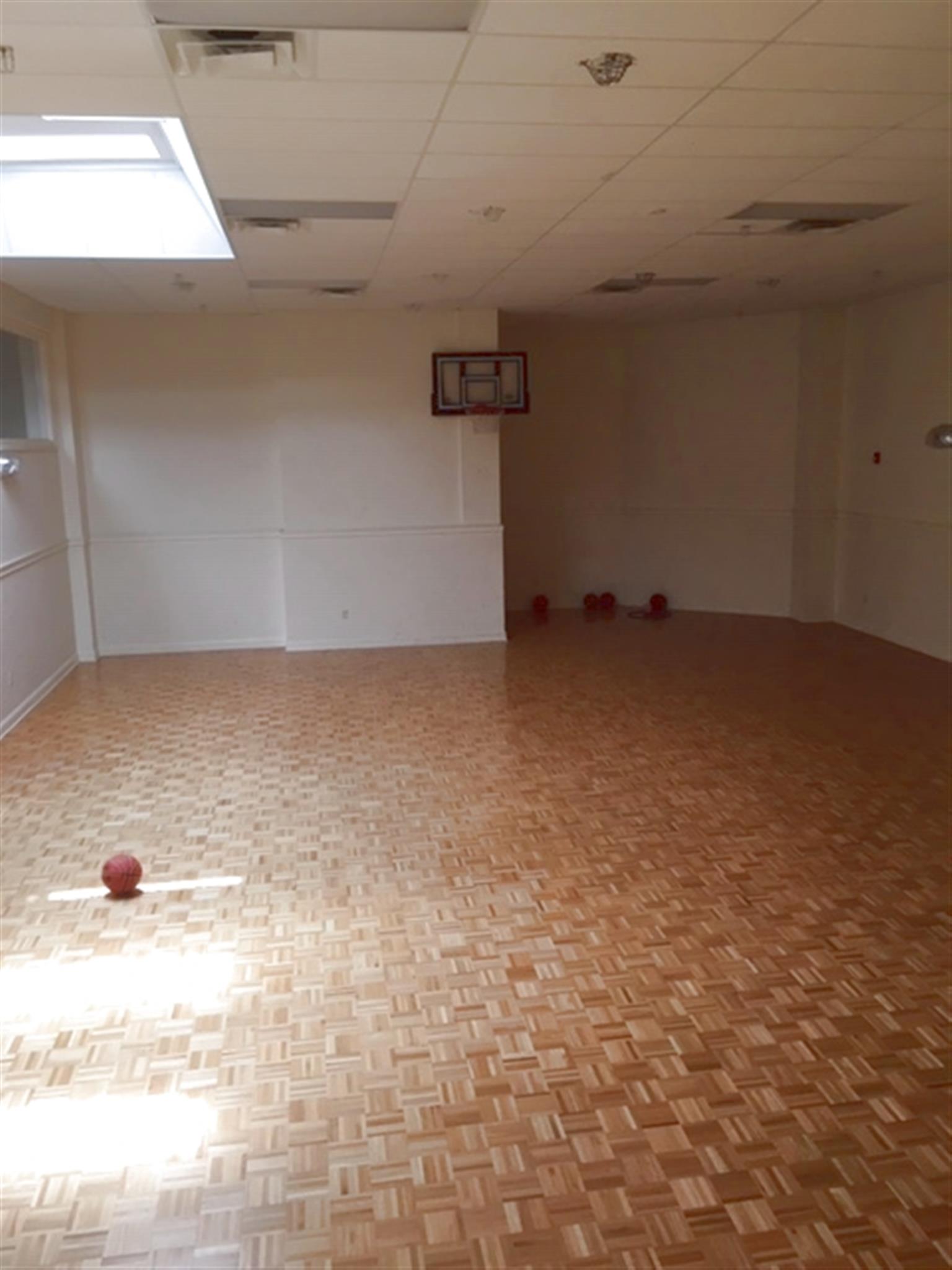 215 Harvard St, Medford