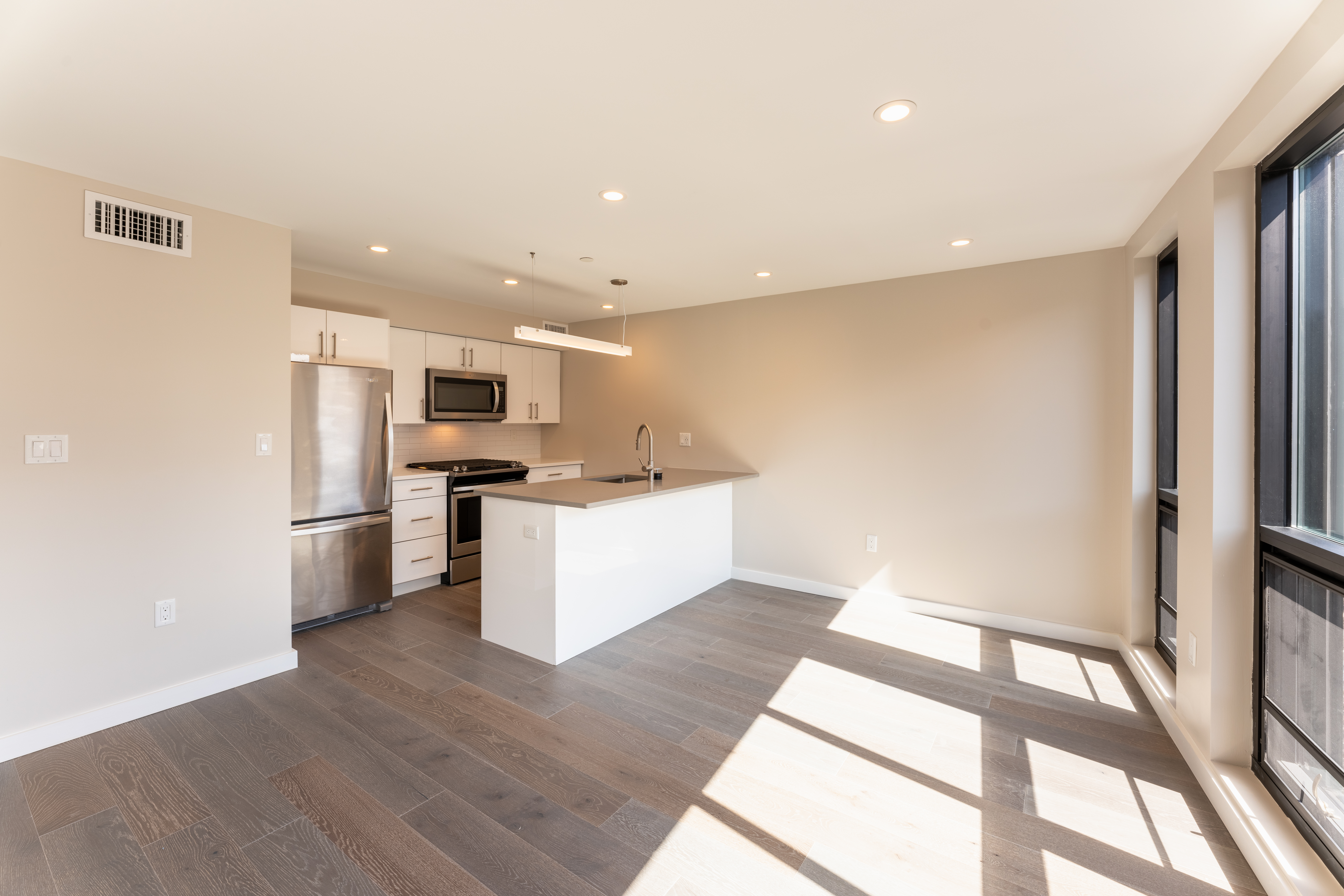 244 Hanover St, North End