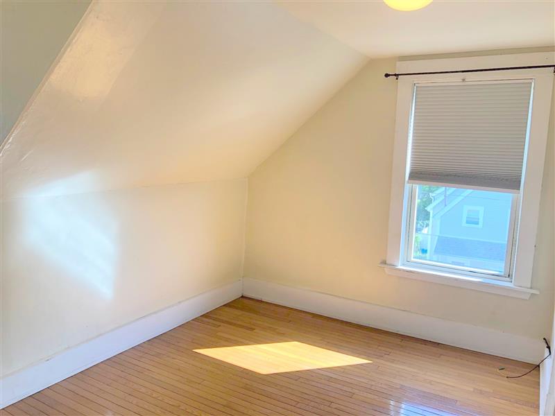 2 Sanger St, Medford