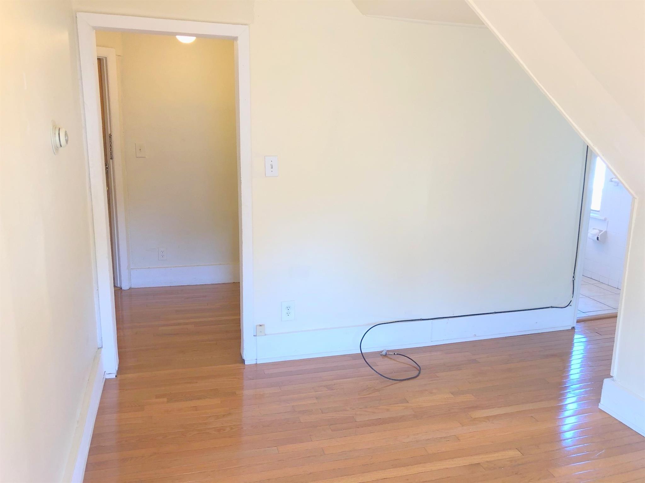 2 Sanger St, Medford