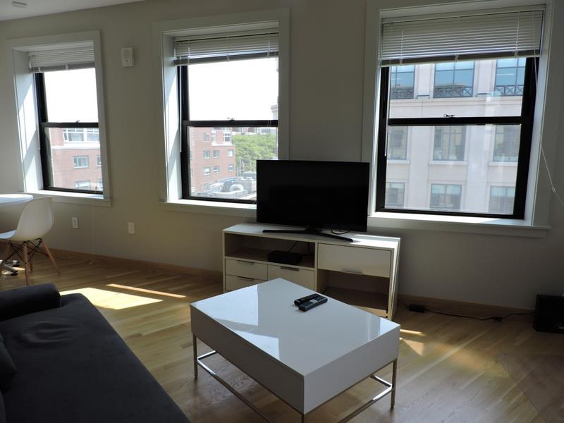 115 Mount Auburn St, Harvard Square