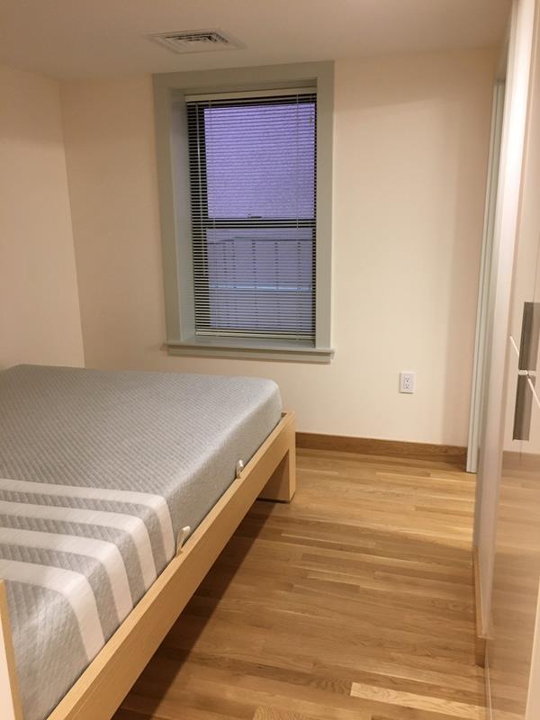 115 Mount Auburn St, Harvard Square