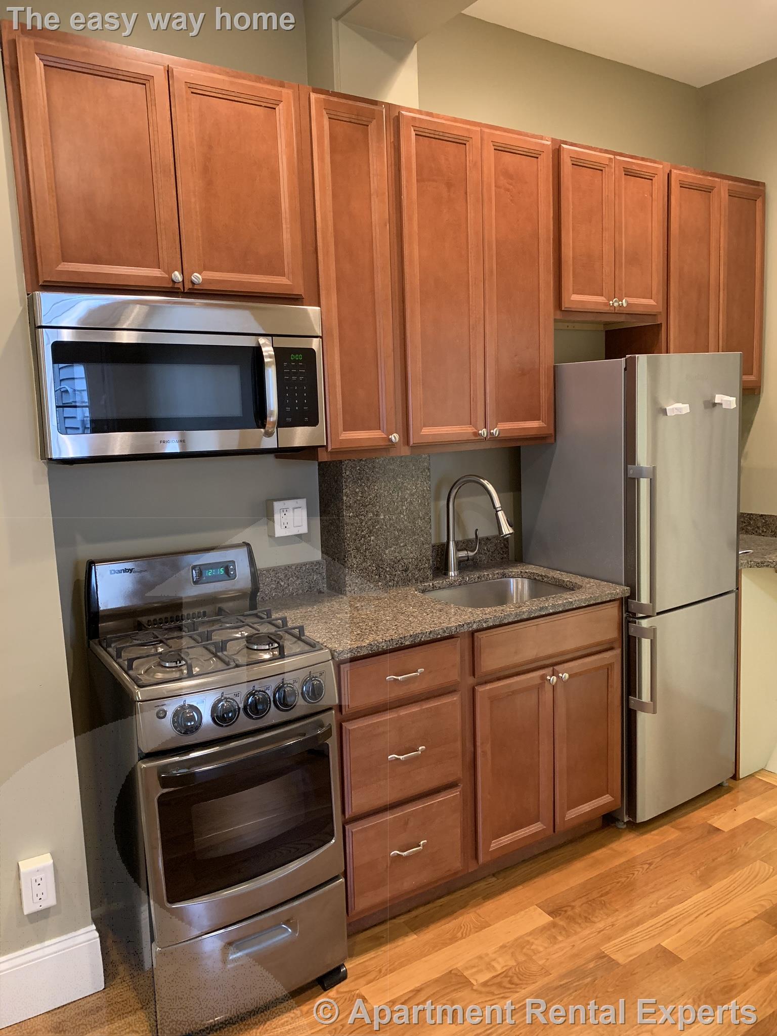 144 Mt Auburn, Harvard Square