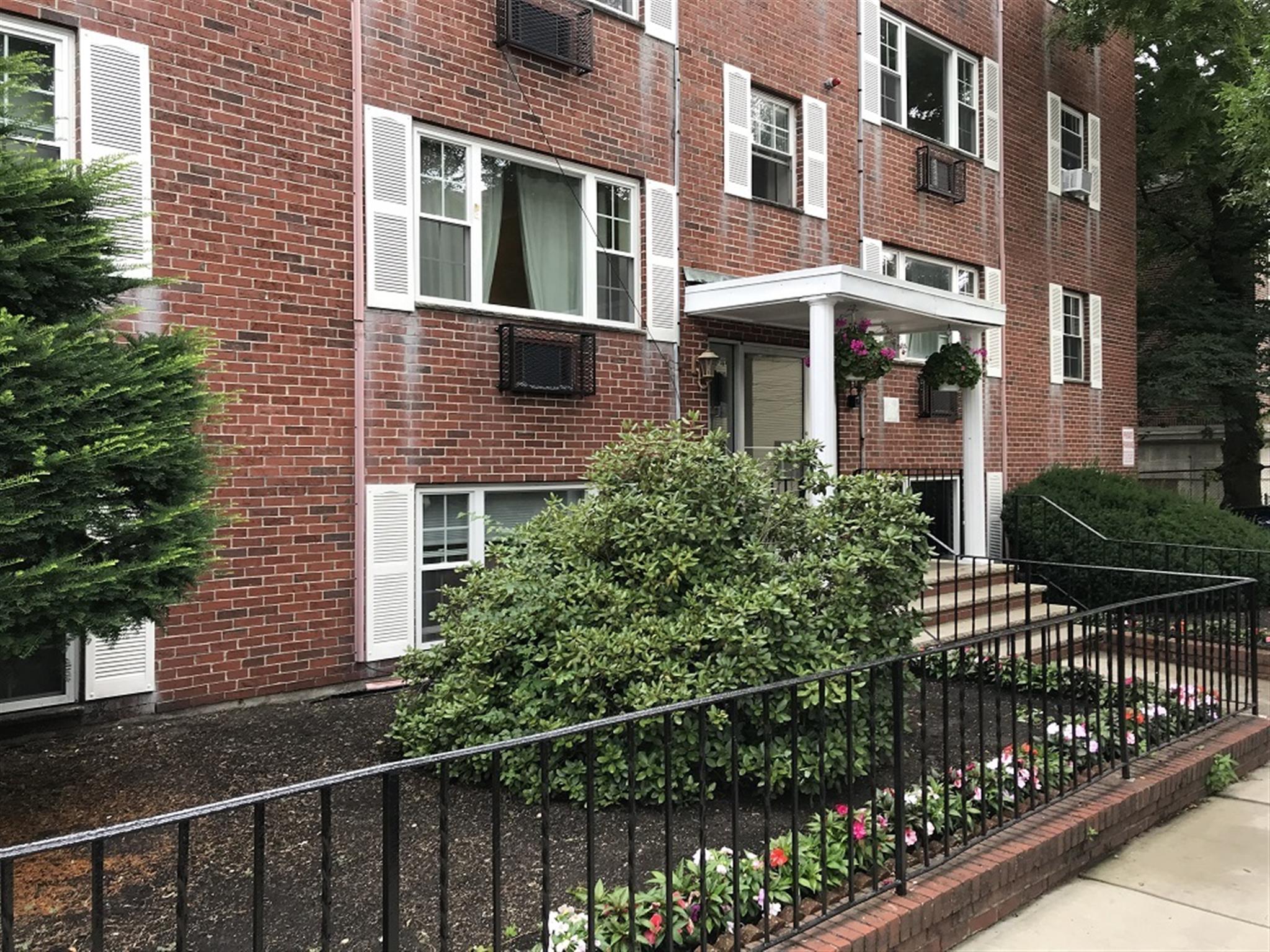 21 Franklin St, East Somerville