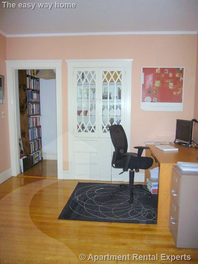 2 Clinton St, Central Square