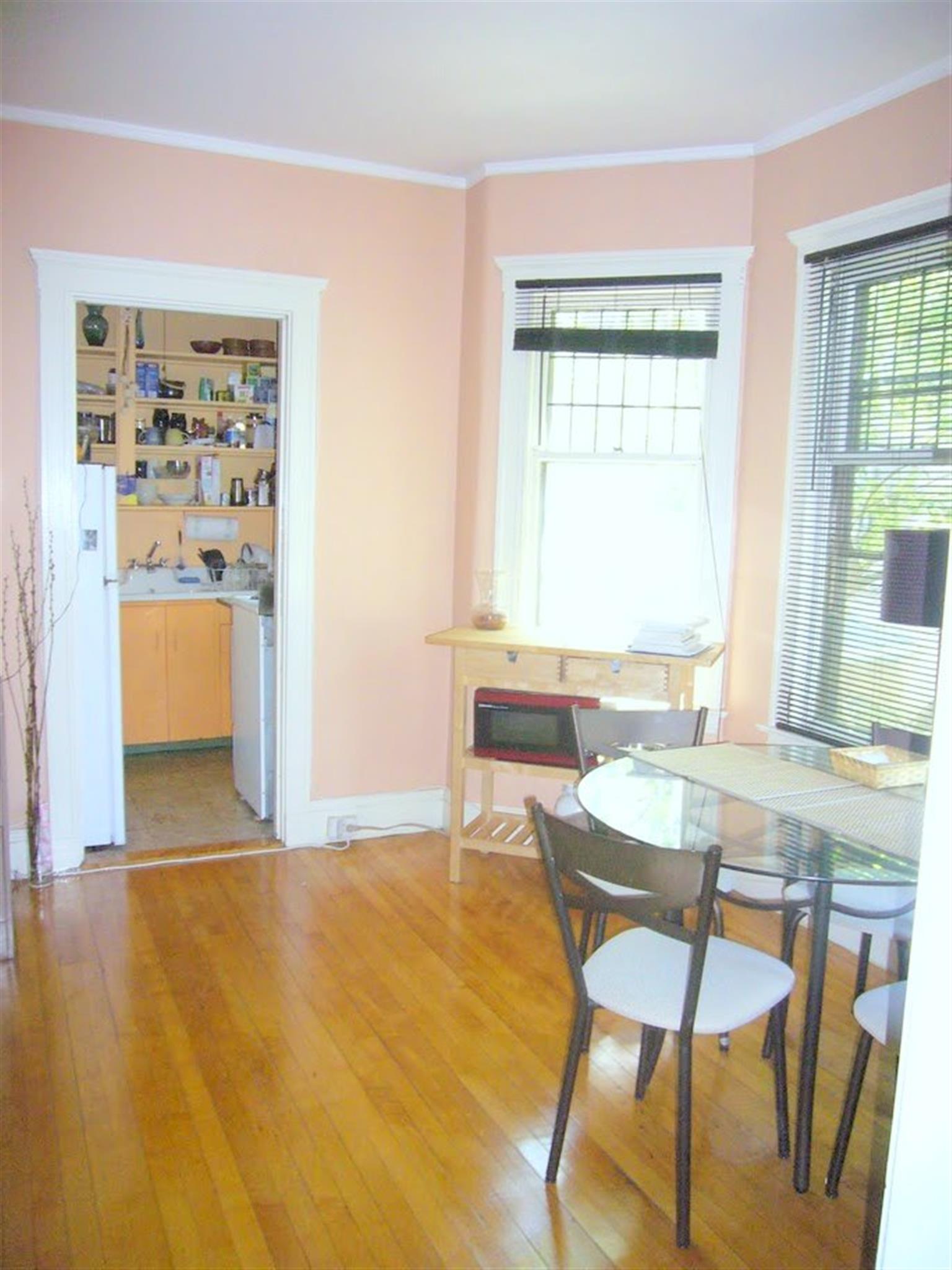 2 Clinton St, Central Square