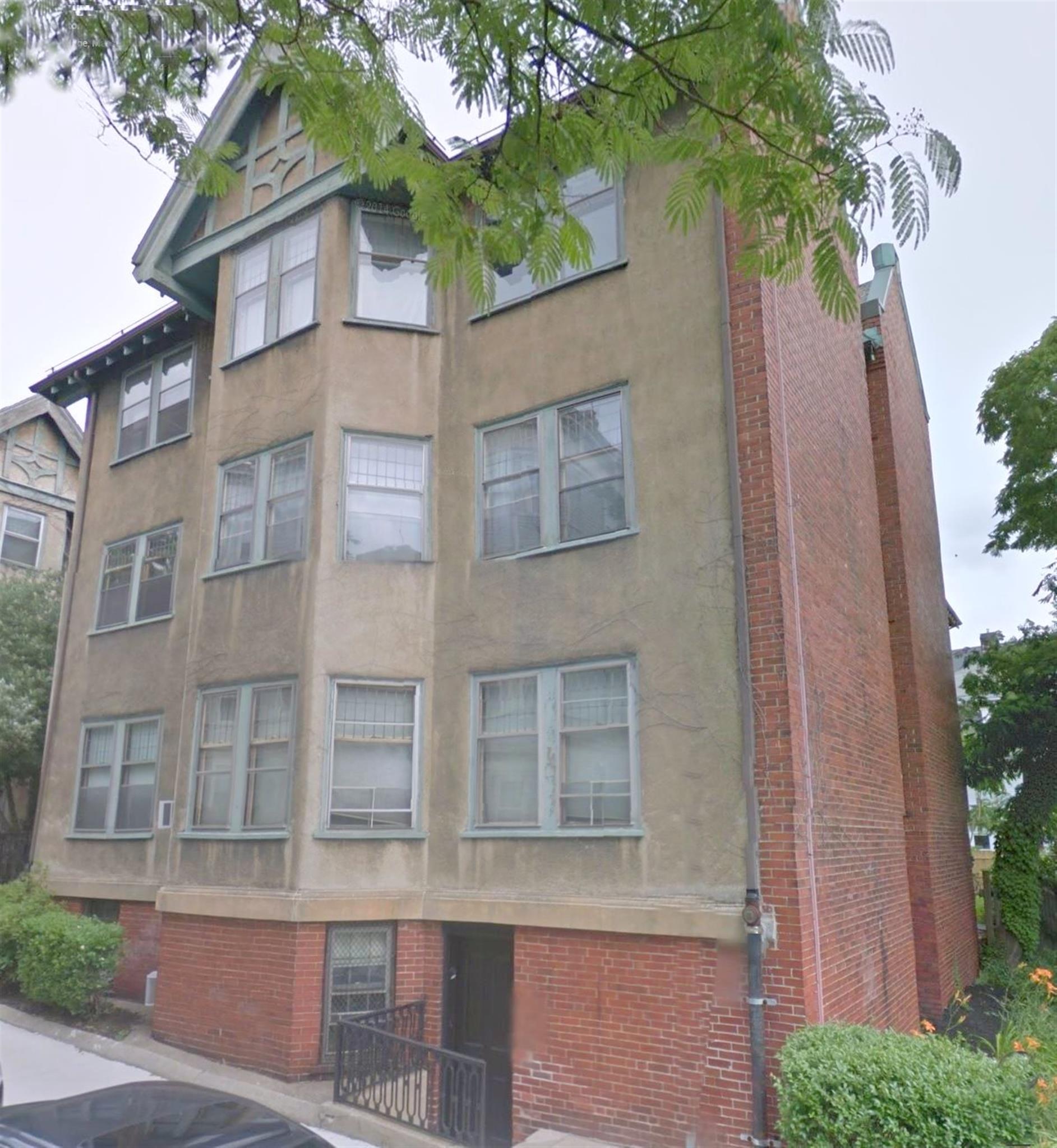 2 Clinton St, Central Square