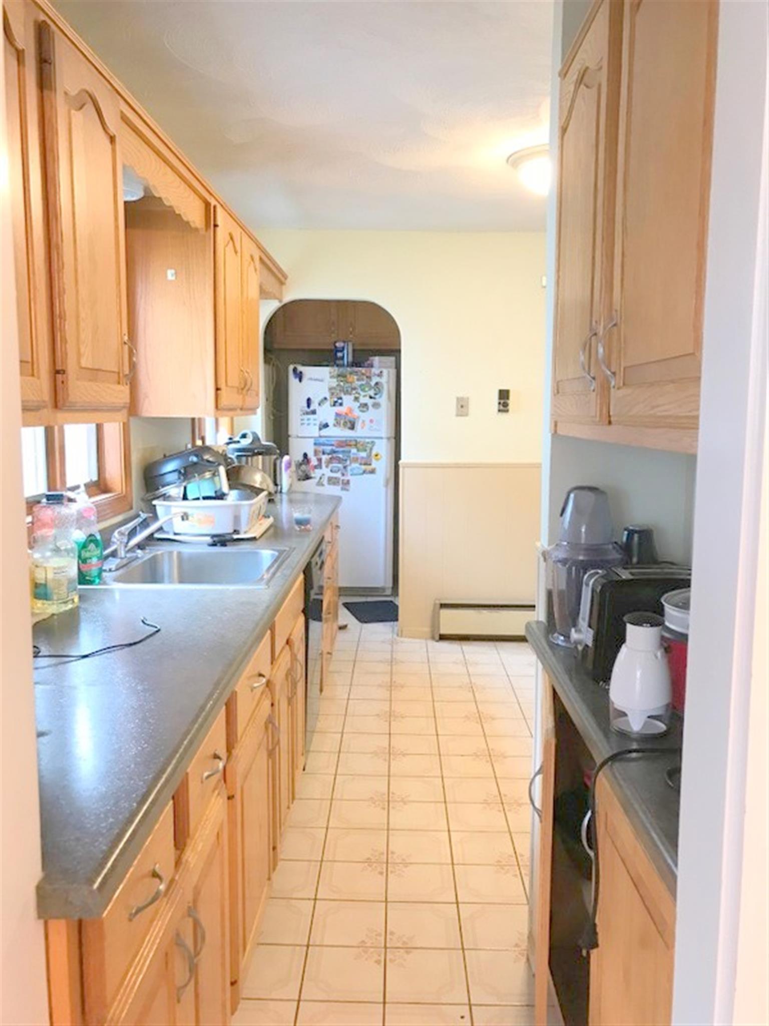 16 Hamilton St, Medford