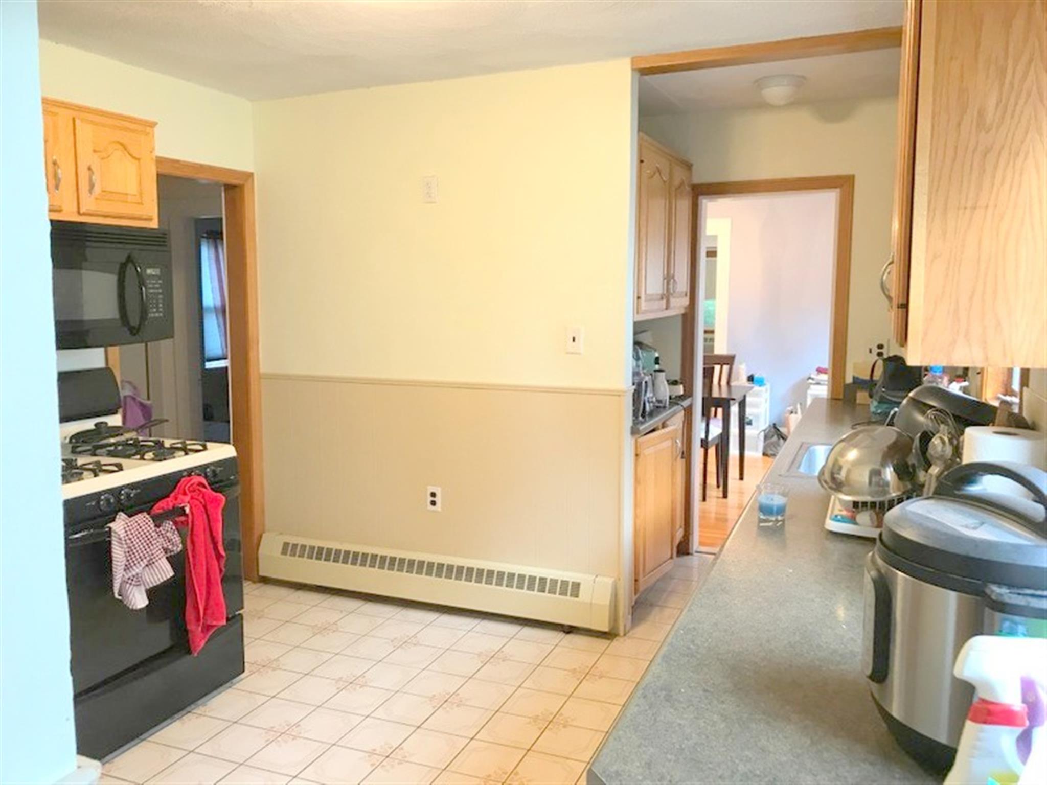 16 Hamilton St, Medford