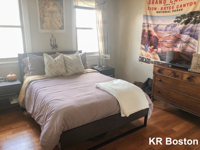 247 Bennington St, East Boston