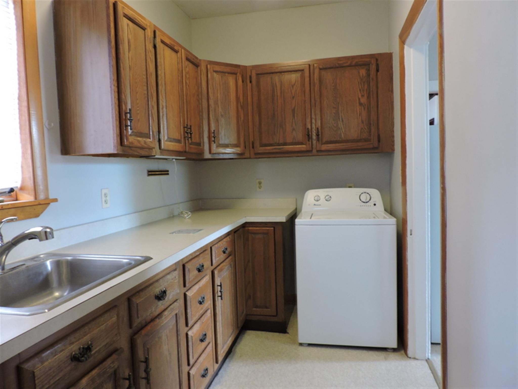 140 Holland St, Davis Square