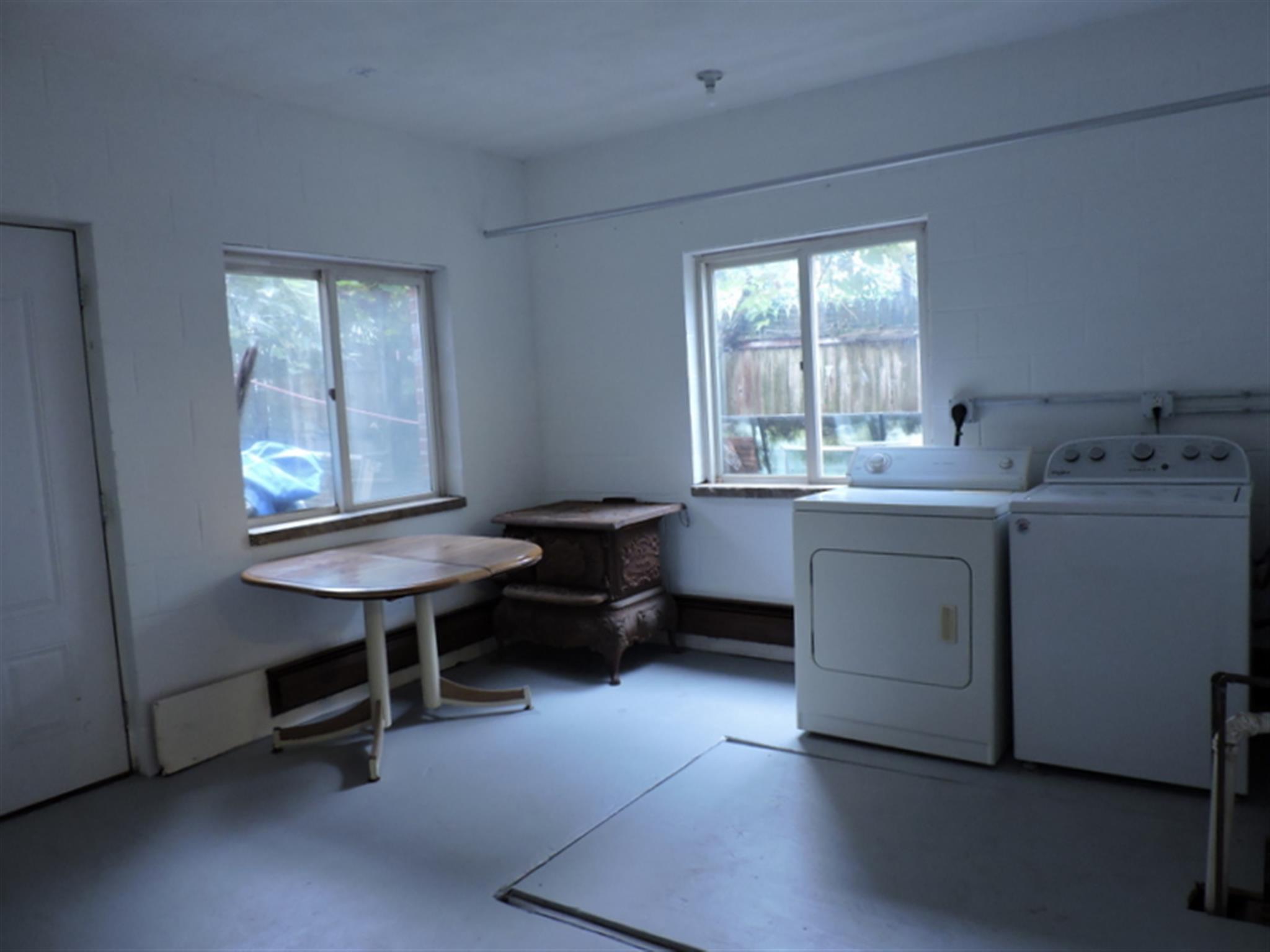 64 Thurston St, Winter Hill