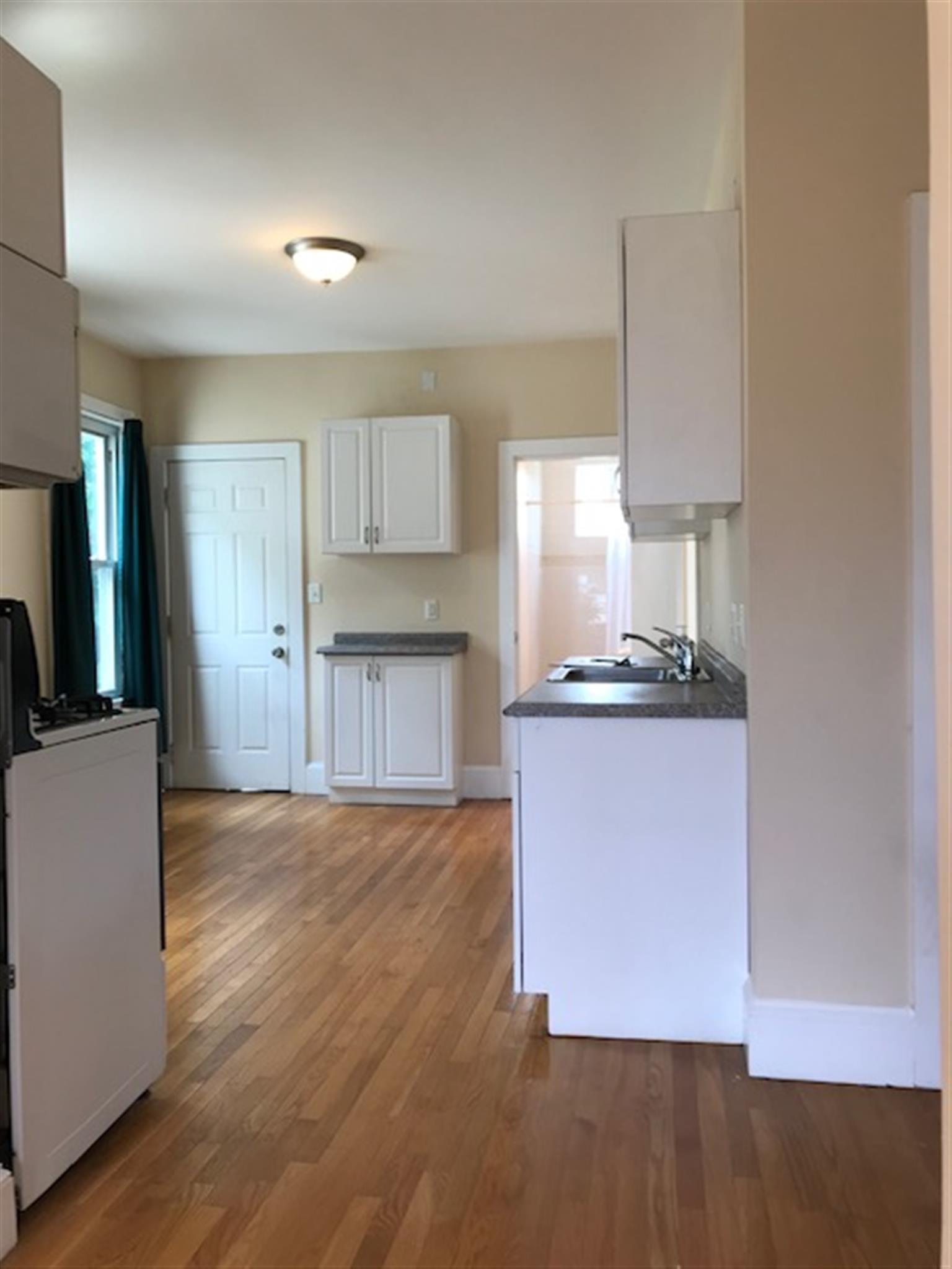 48 Porter St, East Cambridge