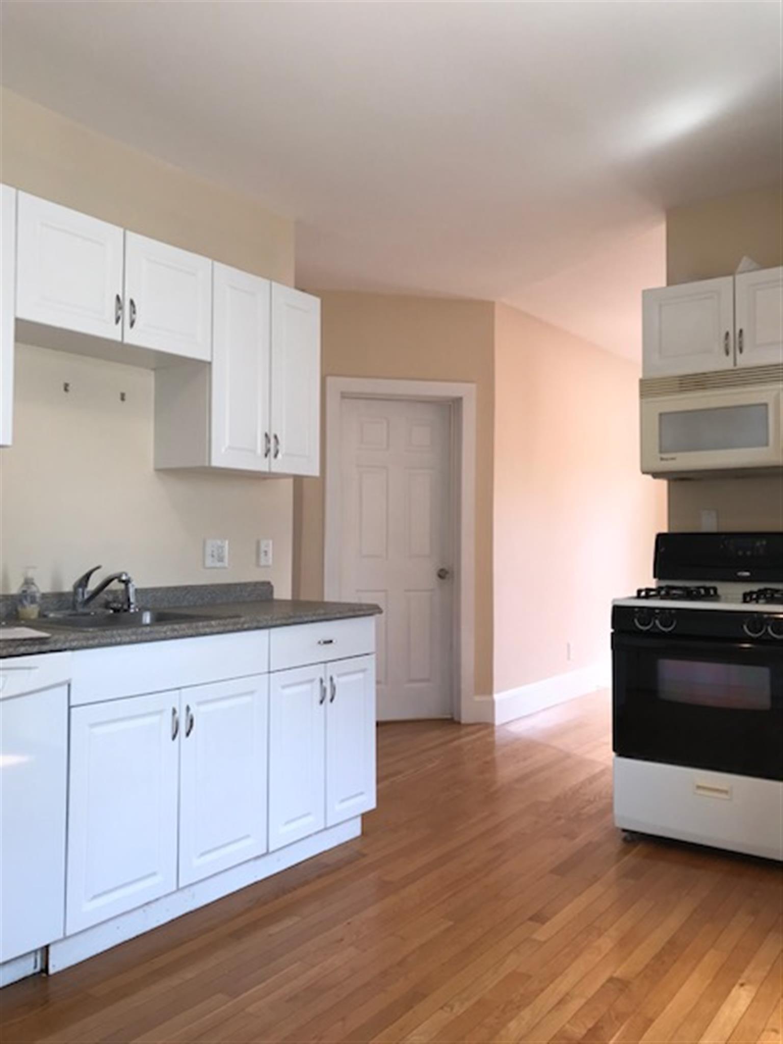 48 Porter St, East Cambridge