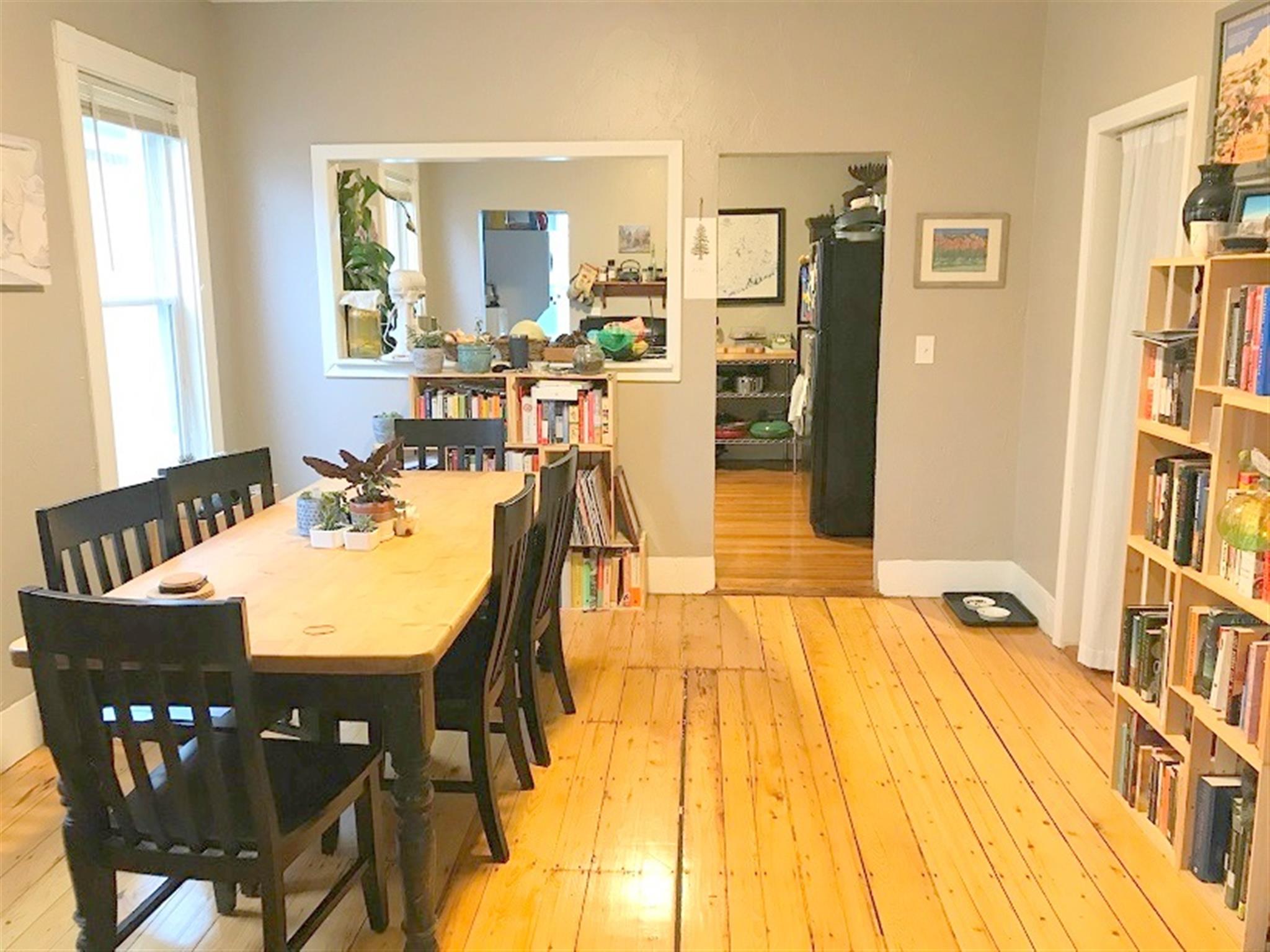 90 Holland St, Davis Square