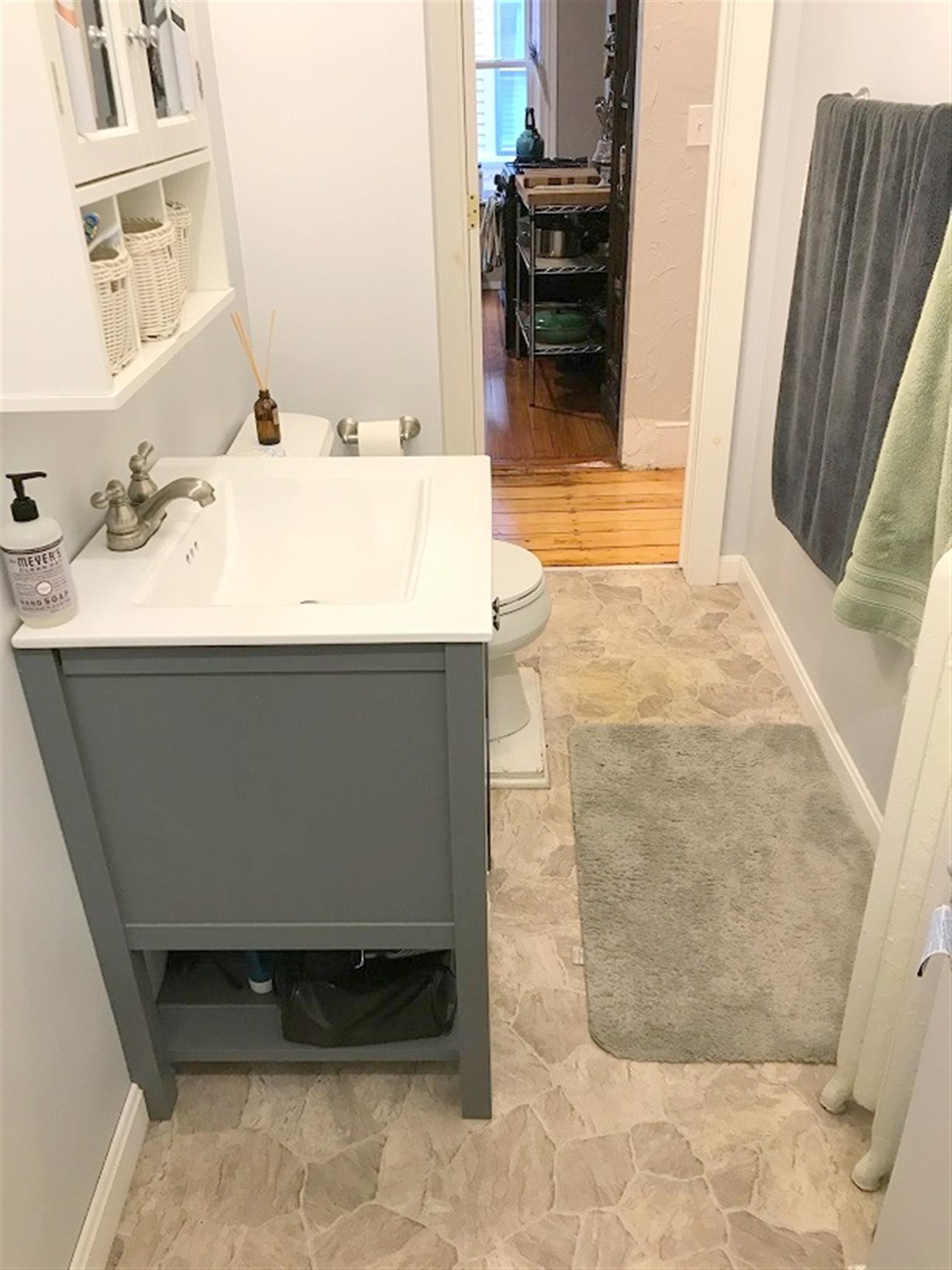 90 Holland St, Davis Square