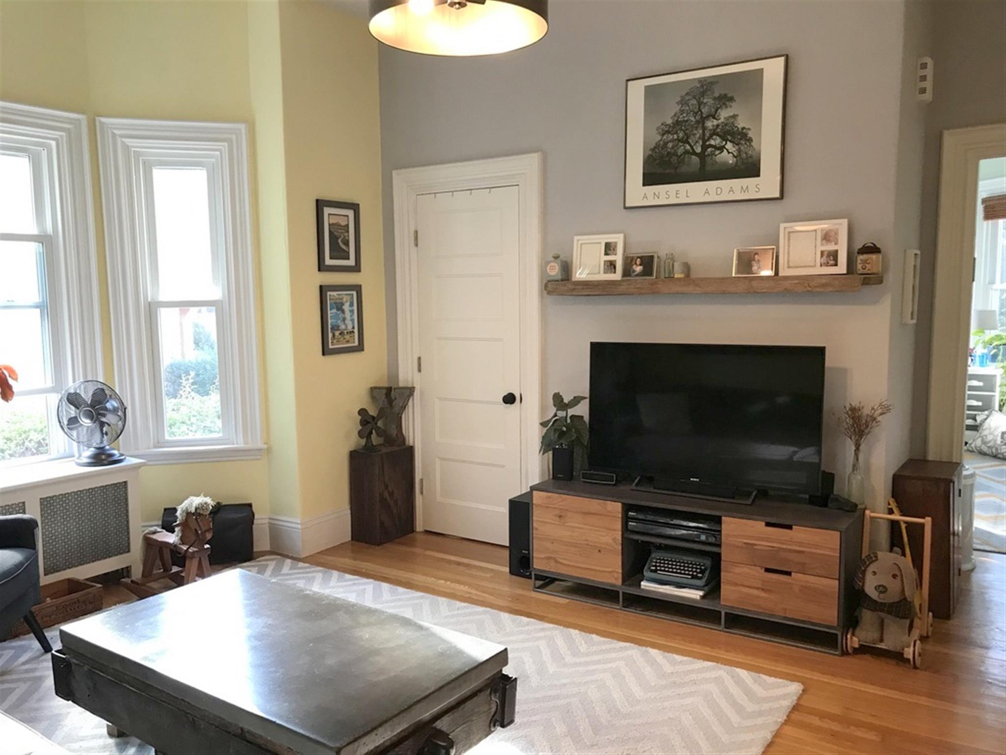 30 Moore St, Davis Square