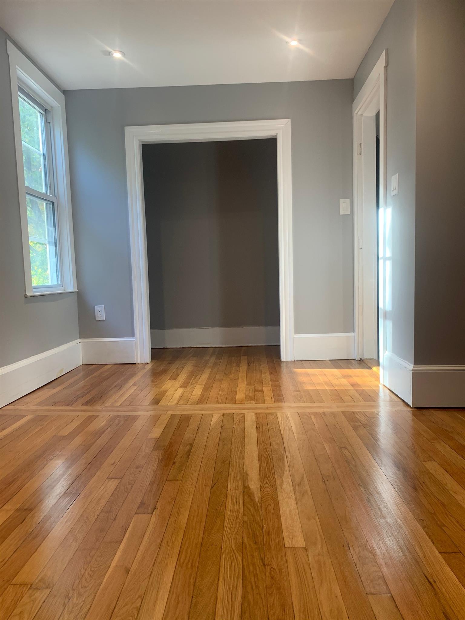 80 Vernon St, Magoun Square