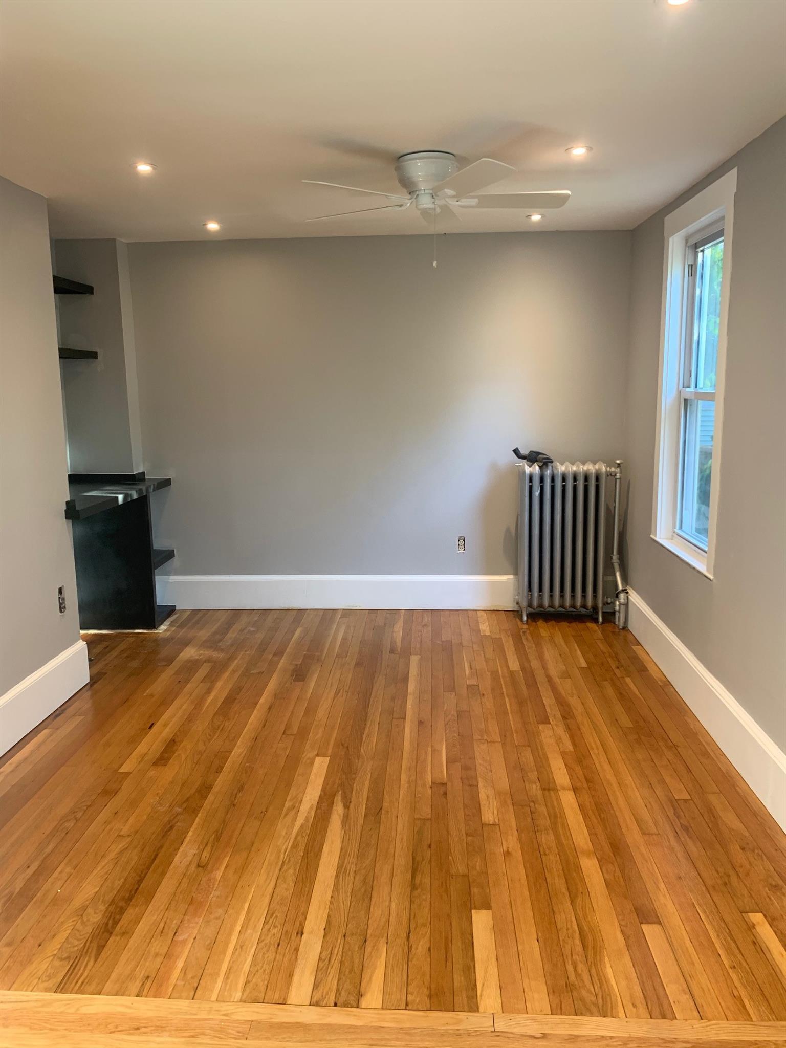 80 Vernon St, Magoun Square