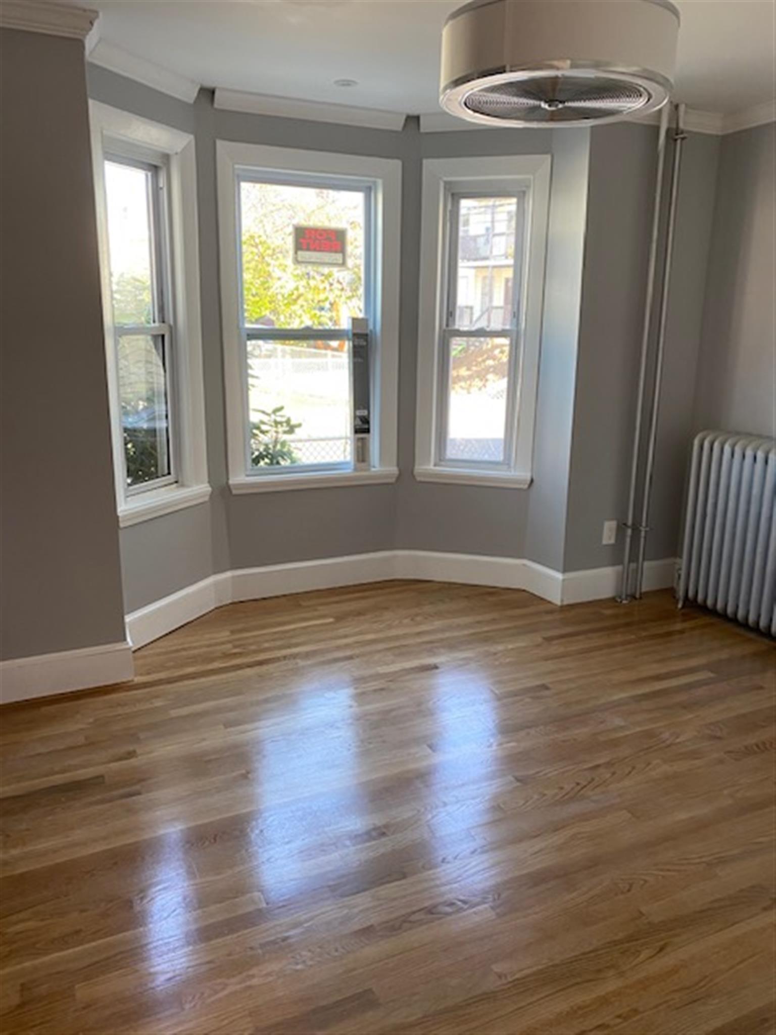 80 Vernon St, Magoun Square