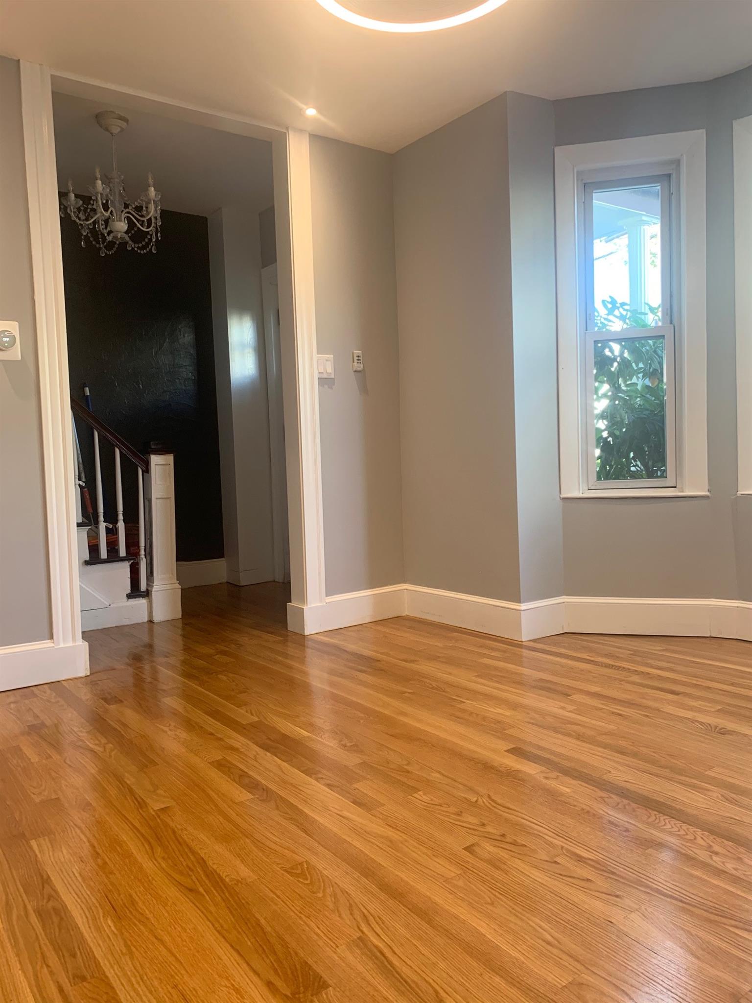 80 Vernon St, Magoun Square