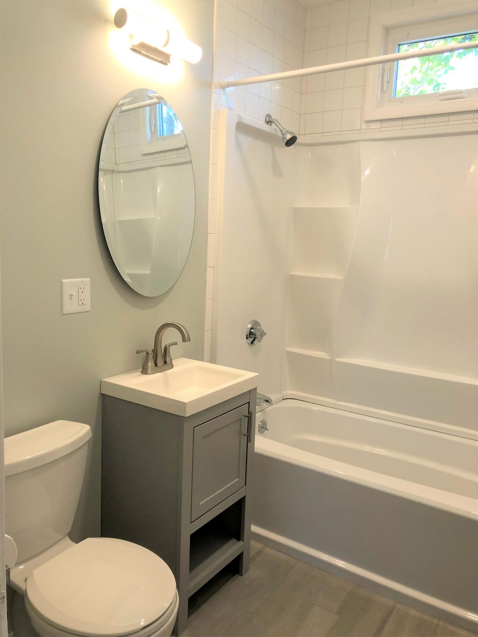 35 Pearl St, Medford