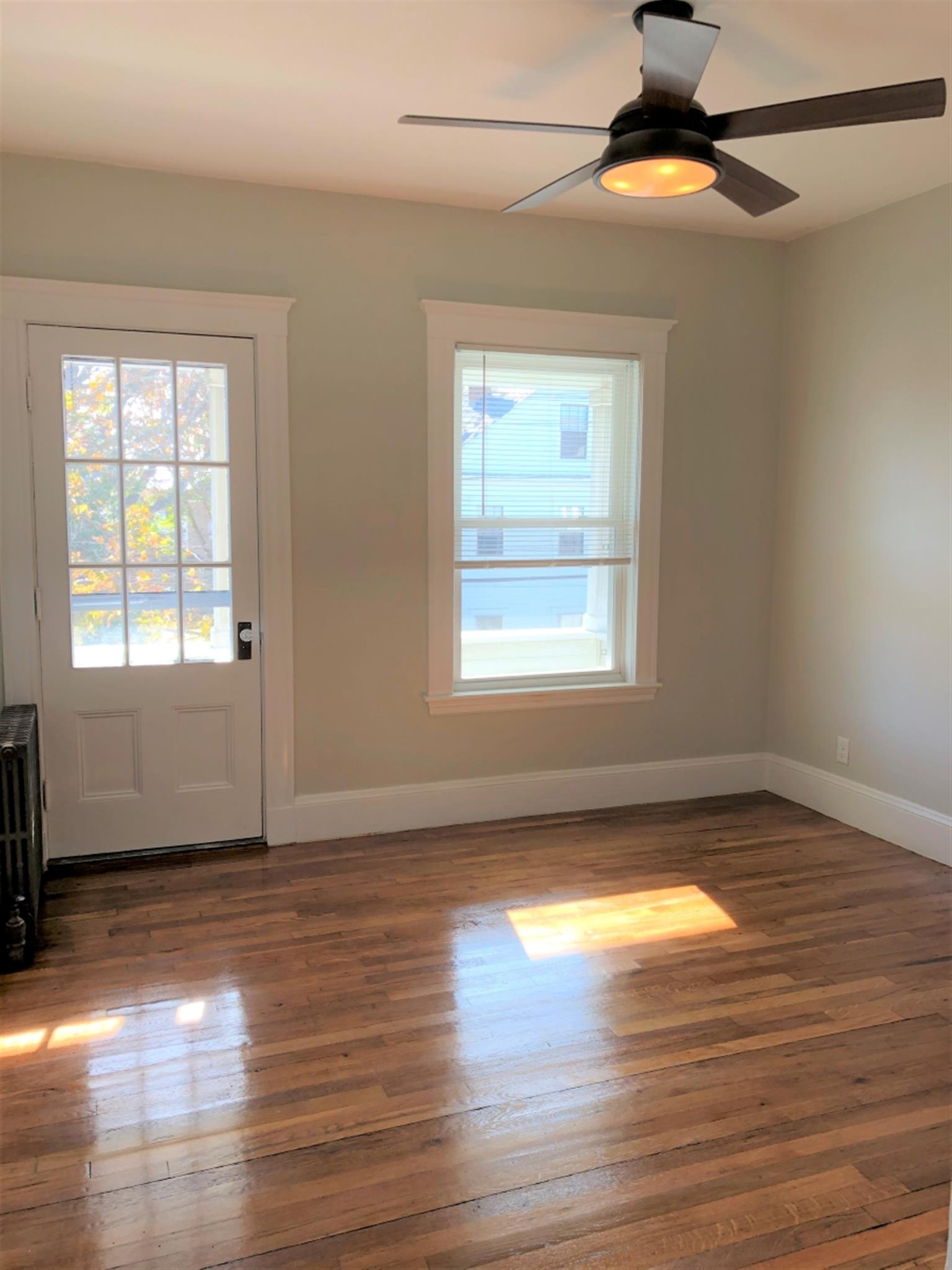 35 Pearl St, Medford