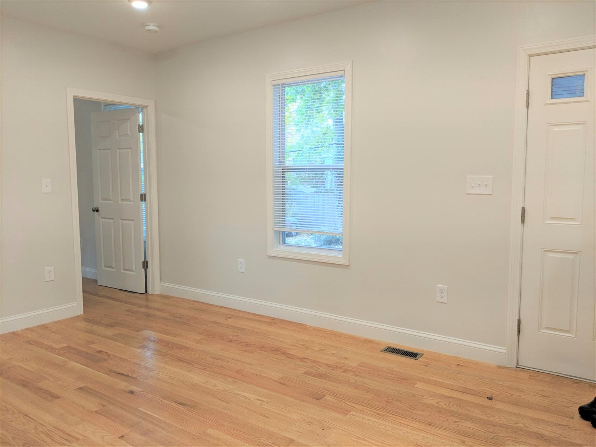 44 Cogswell Ave, Porter Square