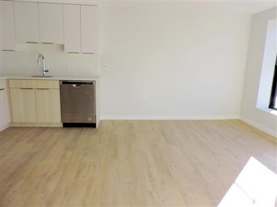 10 Soden, Central Square