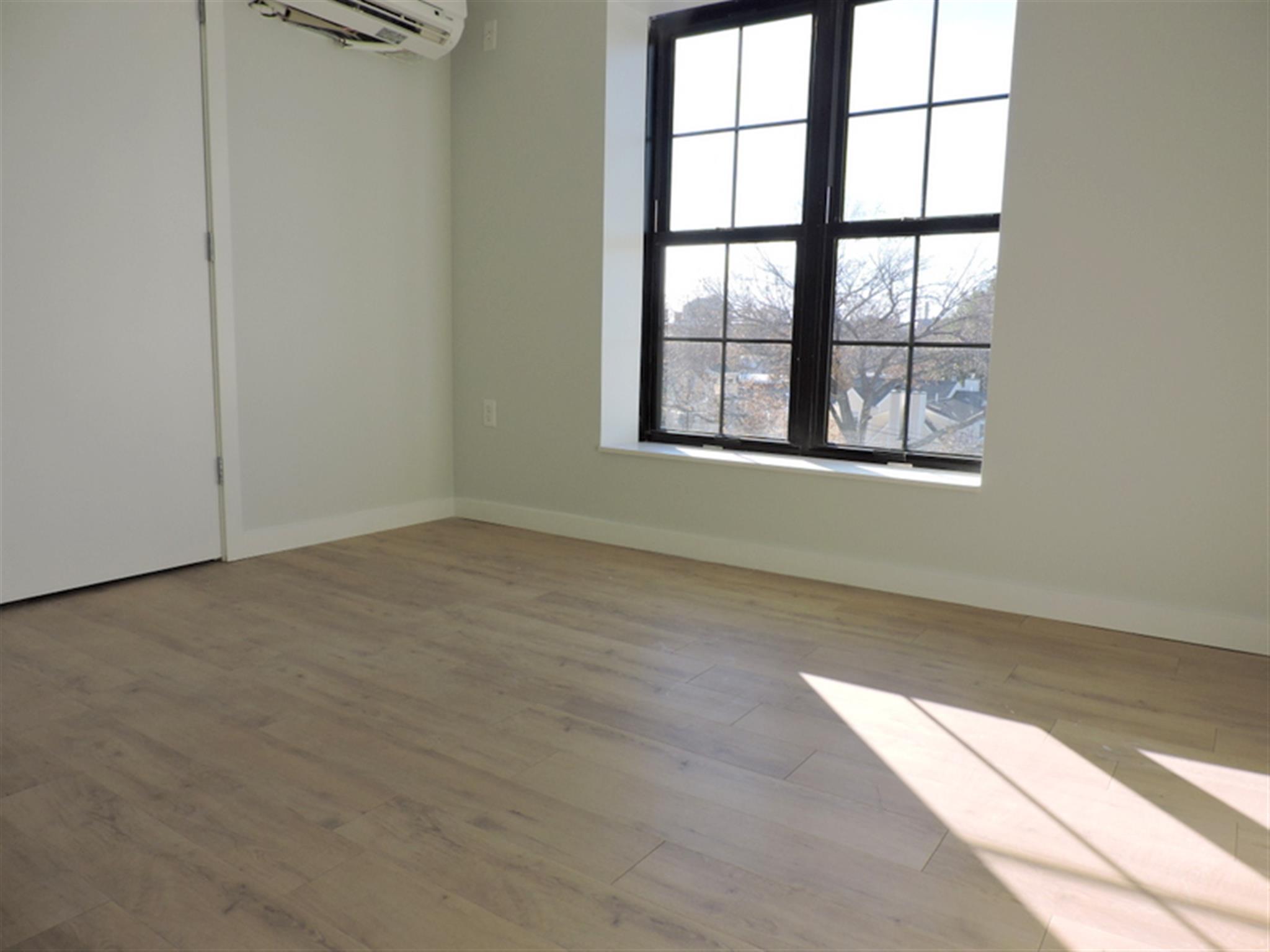 10 Soden St, Central Square