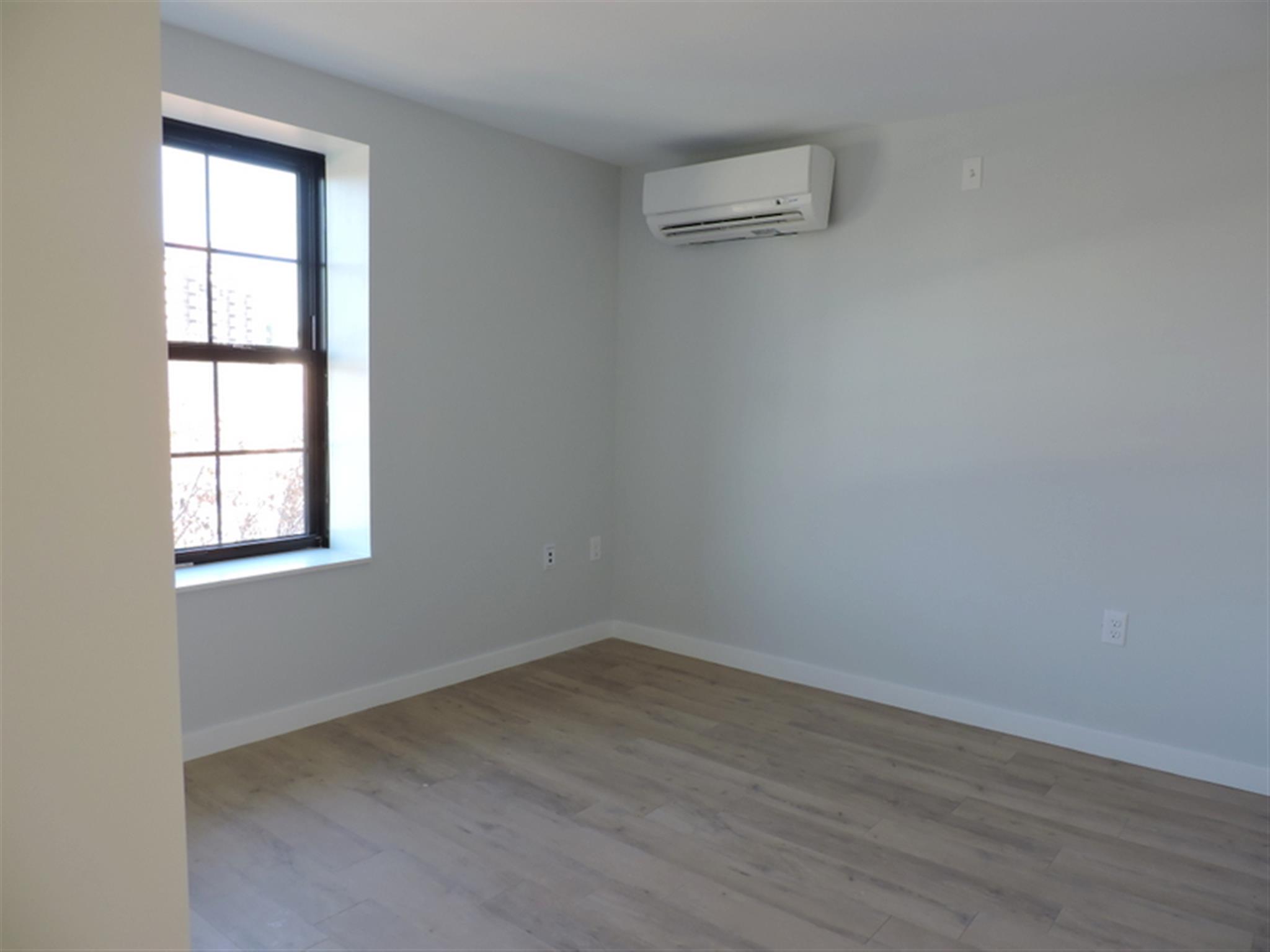 10 Soden St, Central Square