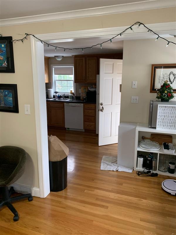 32.5 Linden Ave, Porter Square