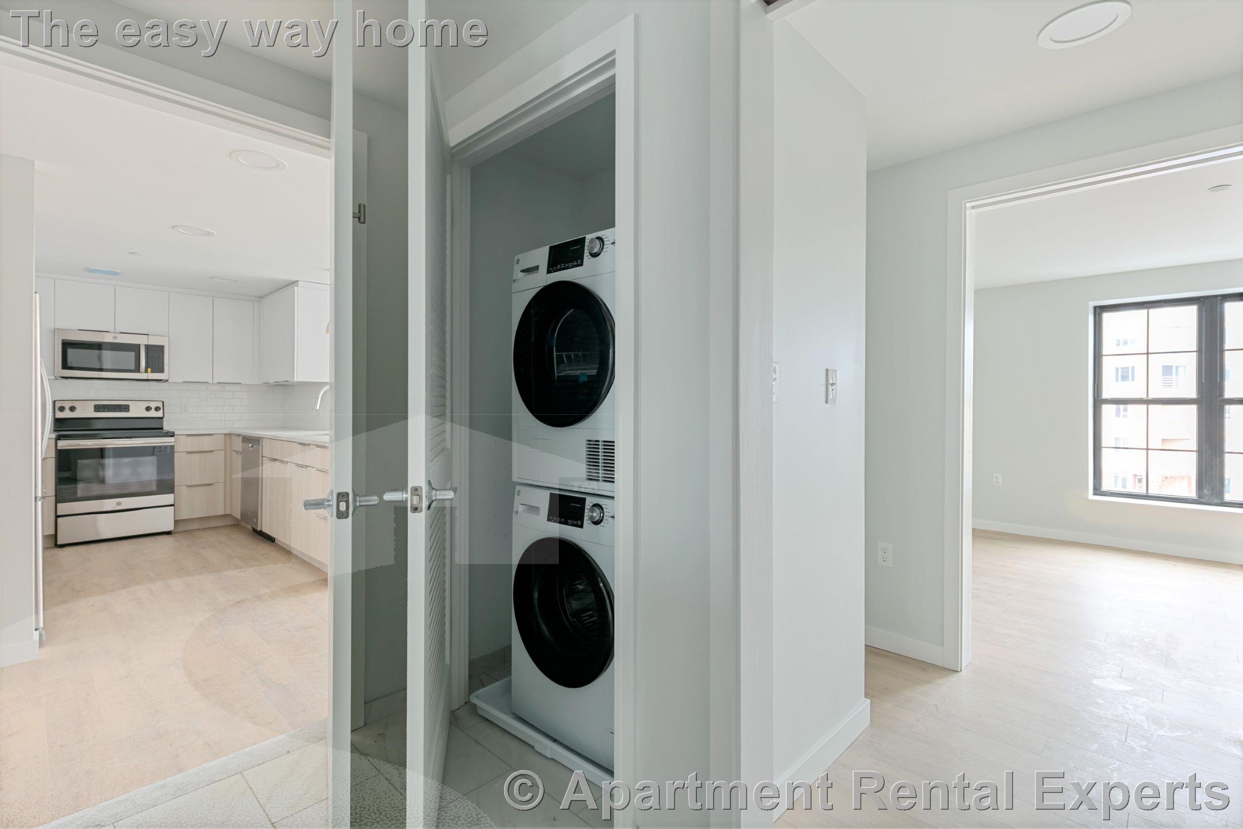 10 Soden, Central Square