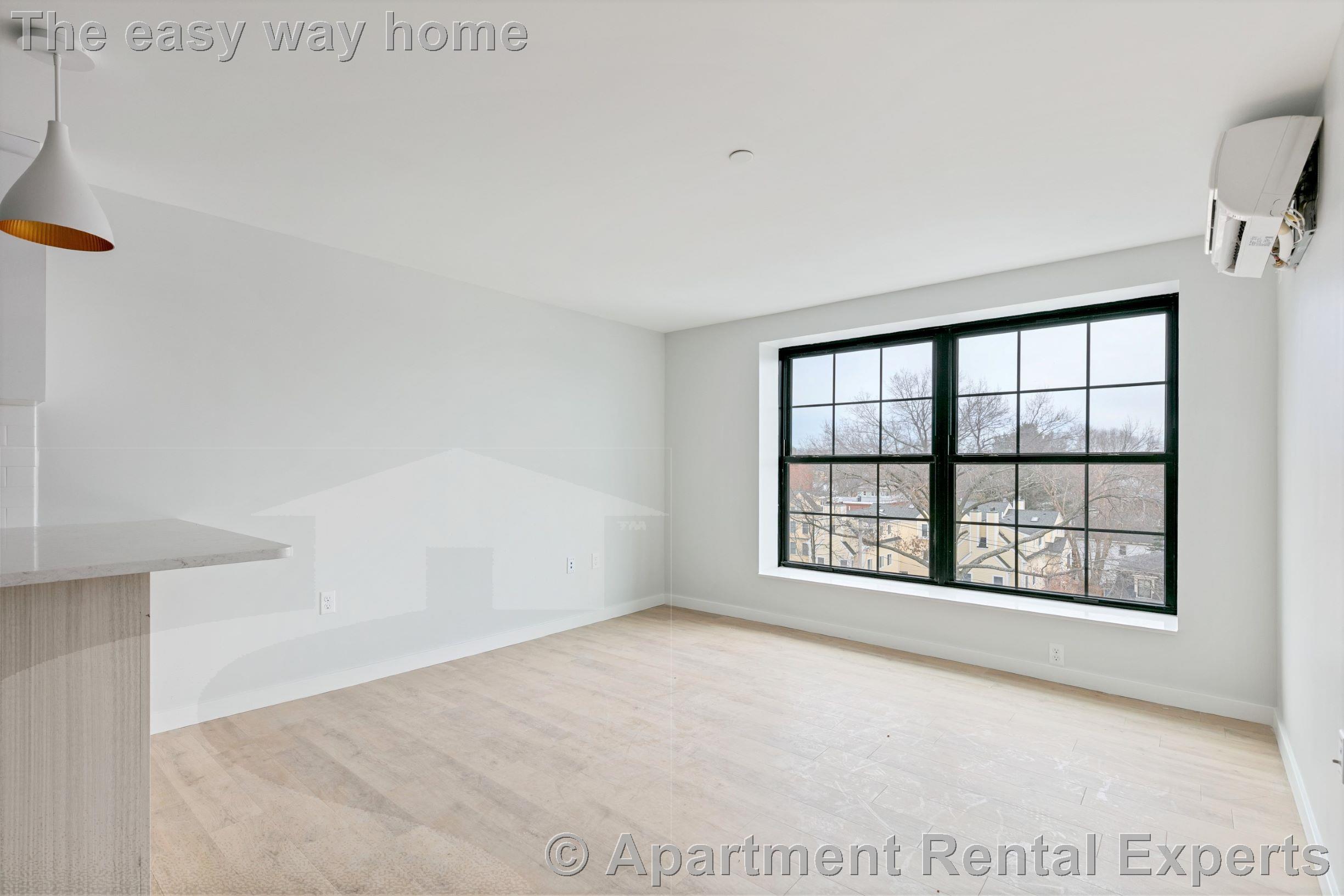 10 Soden, Central Square