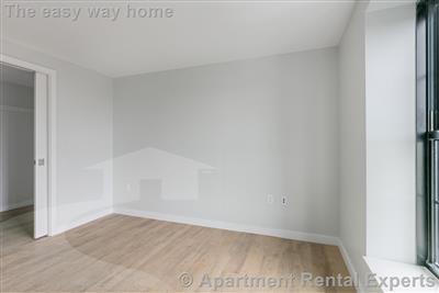 10 Soden, Central Square