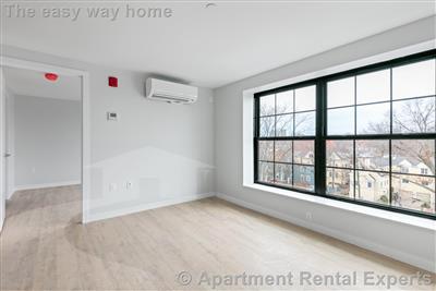 10 Soden, Central Square