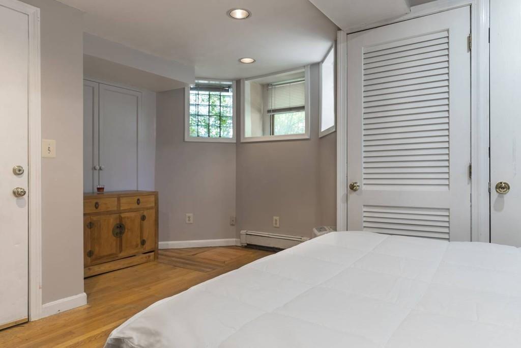 24 Worthington St, Mission Hill