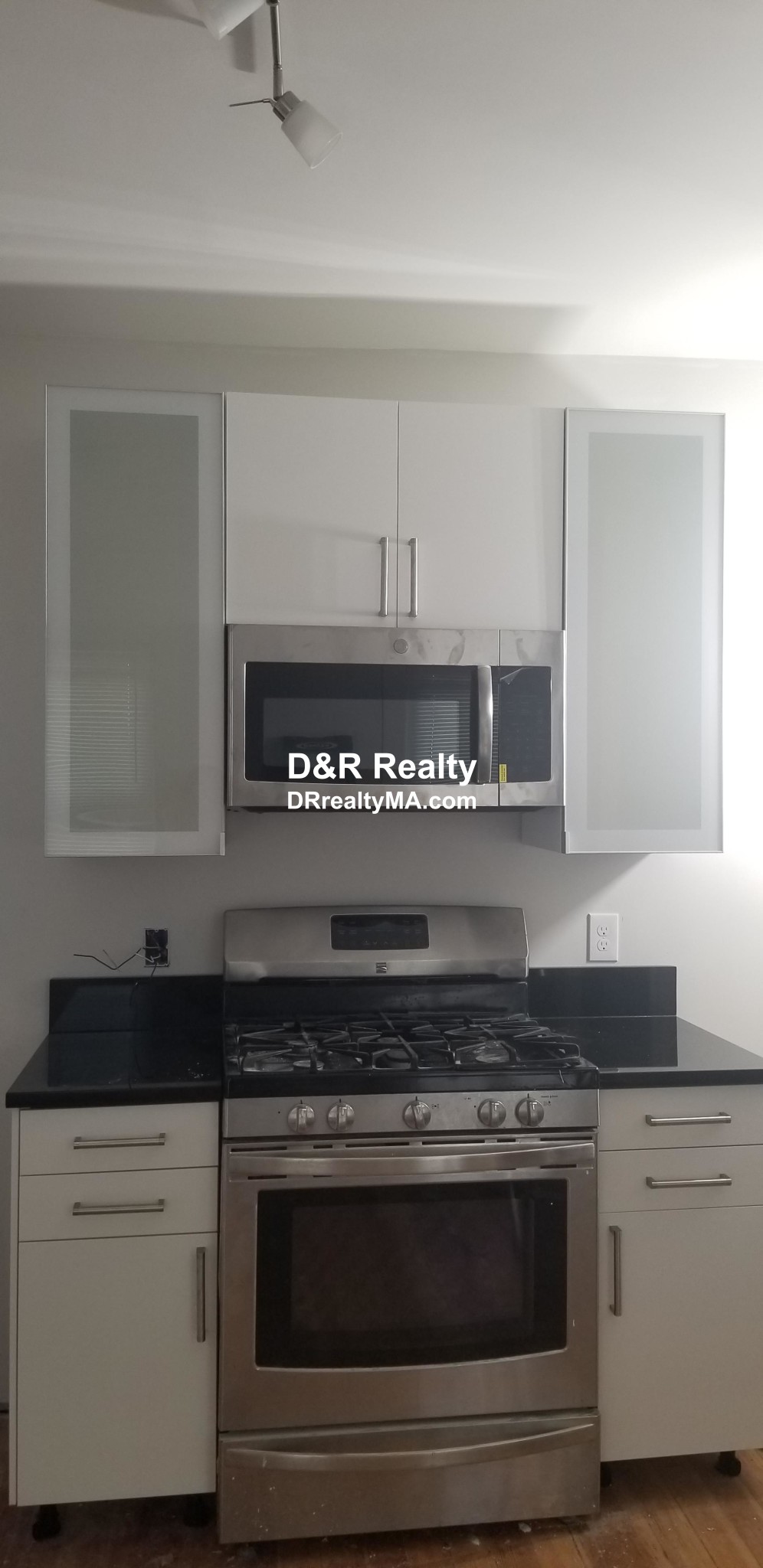 25 Fainwood Cir, Mid Cambridge