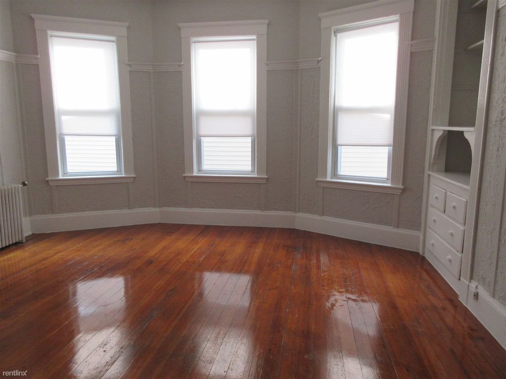 805 Columbia Rd, Dorchester