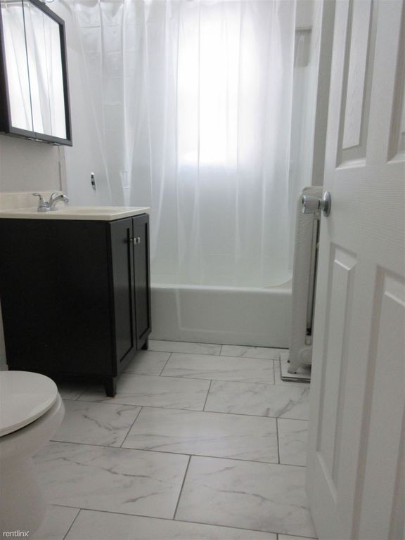 21 Roseclair St, Dorchester