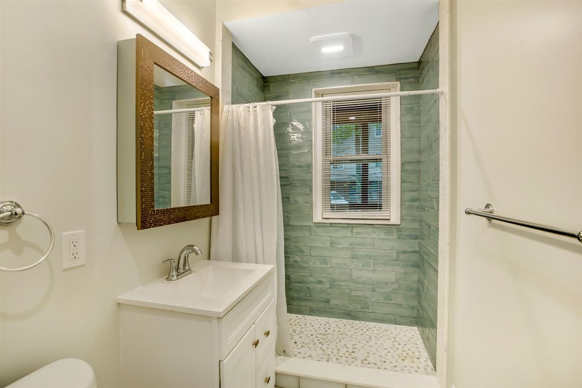 92 Corey Rd, Brighton