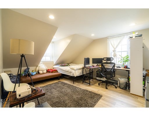 73 Thorndike St, Kendall Square