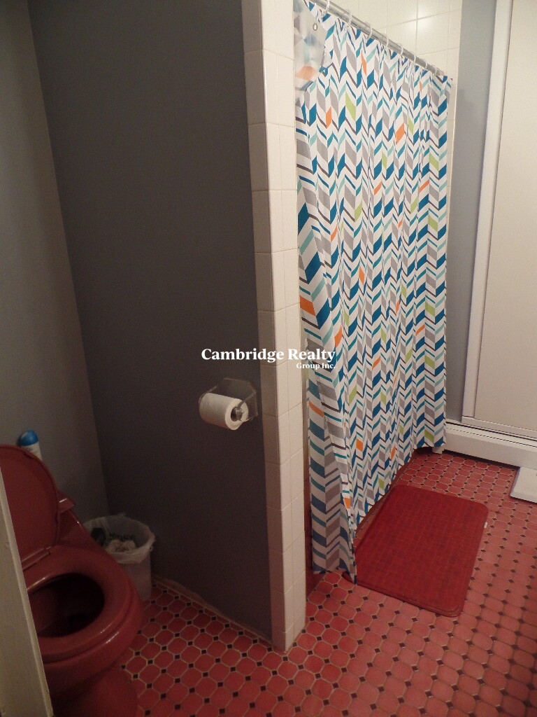 32 Winchester St, South Medford